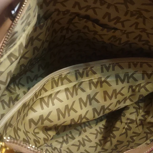 Michael Kors Brown Jet Setter Unique Tote Metallic Brown Bag - Picture 8 of 16